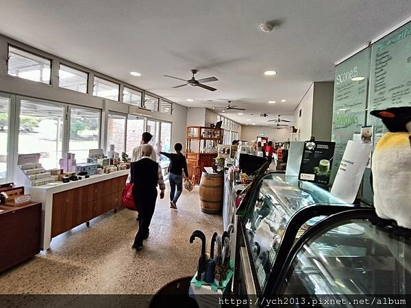 西澳旅遊/風剪樹附近Central Greenough Ca 西澳旅遊/風剪樹附近Central Greenough Ca