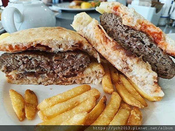 西澳旅遊/風剪樹附近Central Greenough Ca 西澳旅遊/風剪樹附近Central Greenough Ca