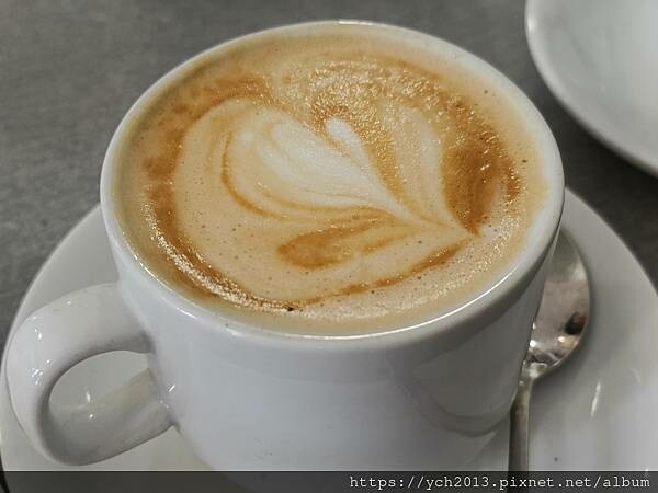 西澳旅遊/風剪樹附近Central Greenough Ca 西澳旅遊/風剪樹附近Central Greenough Ca