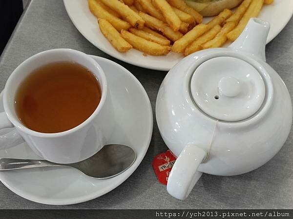 西澳旅遊/風剪樹附近Central Greenough Ca 西澳旅遊/風剪樹附近Central Greenough Ca