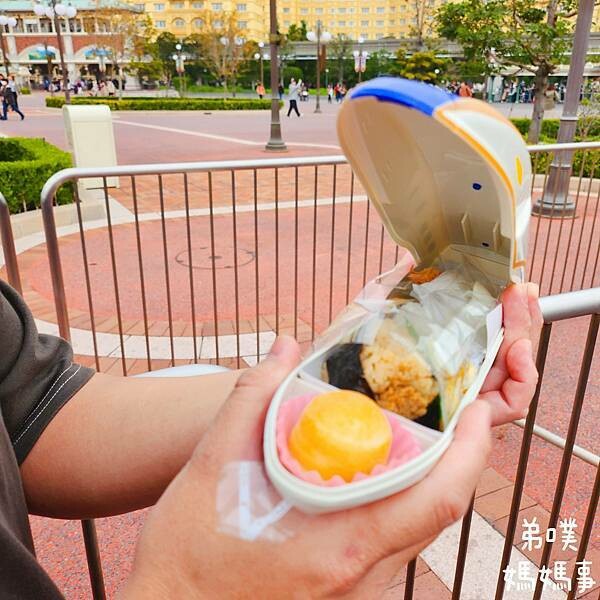 日本【日本‧東京】必買的火車便當專賣店│各種新幹線列車、卡通造型便當盒，一次滿足你!