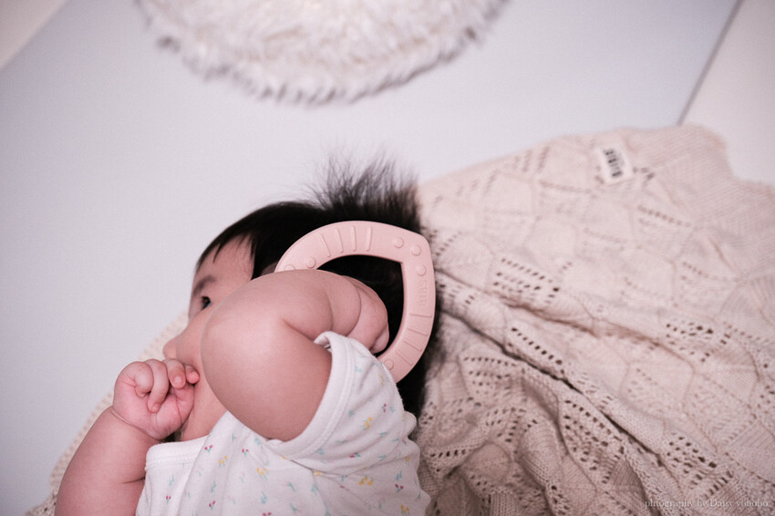 BIBS丹麥嬰兒用品 》丹麥奶嘴、袋鼠安撫巾大地色超美，高質感北歐時尚設計