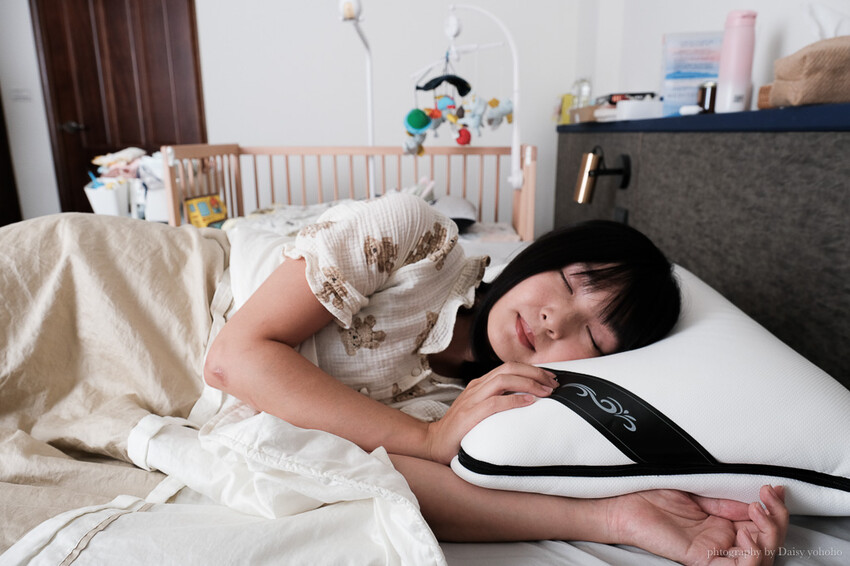 朵法亞漢堡枕》自己枕頭自己組,有彈性又柔軟,讓人好好入眠的MIT台灣品牌