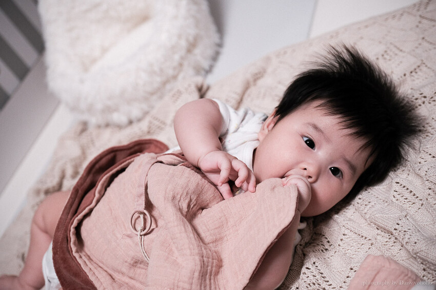 BIBS丹麥嬰兒用品 》丹麥奶嘴、袋鼠安撫巾大地色超美，高質感北歐時尚設計