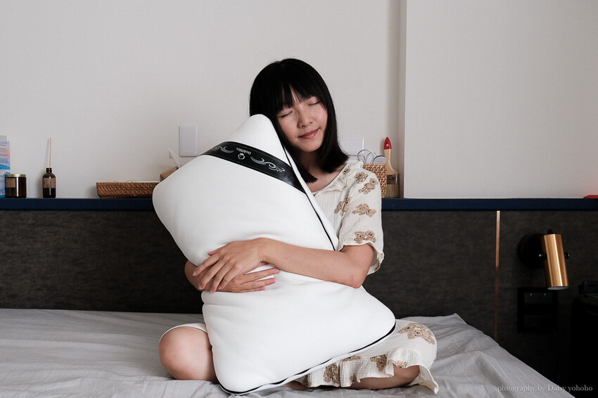 朵法亞漢堡枕》自己枕頭自己組,有彈性又柔軟,讓人好好入眠的MIT台灣品牌