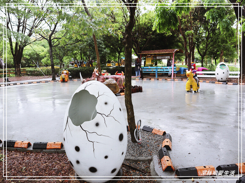 台南市新市區樹谷生活科學館-台南新市/和恐龍一起玩!還能隔壁樹谷農場餵動物~寓教於樂銅板價.親子室內一日遊景點