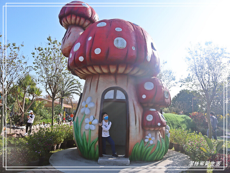 嘉義縣民雄鄉三隻小豬觀光農場-嘉義民雄/少少門票大大玩樂!超多動物x遊樂區xDIY~欲罷不能的童話世界