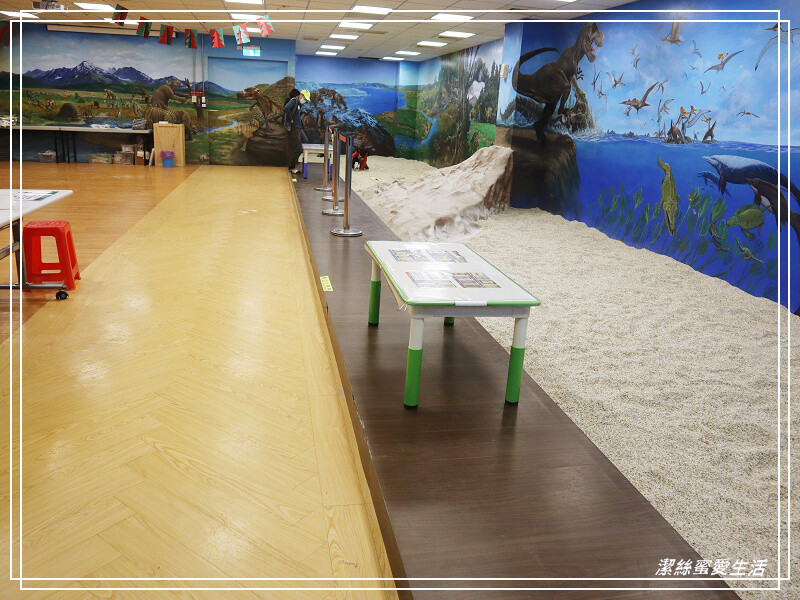 台南市新市區樹谷生活科學館-台南新市/和恐龍一起玩!還能隔壁樹谷農場餵動物~寓教於樂銅板價.親子室內一日遊景點
