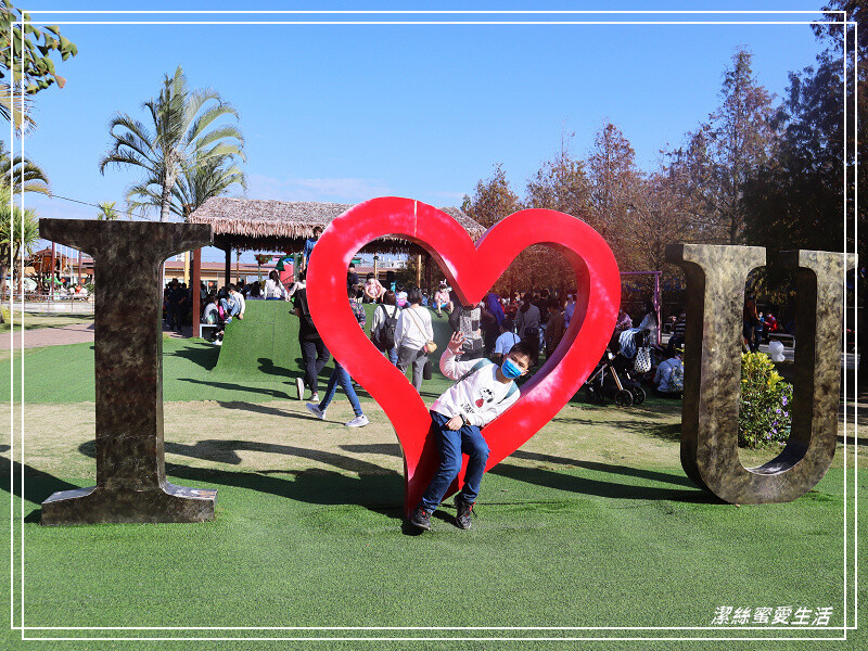 嘉義縣民雄鄉三隻小豬觀光農場-嘉義民雄/少少門票大大玩樂!超多動物x遊樂區xDIY~欲罷不能的童話世界