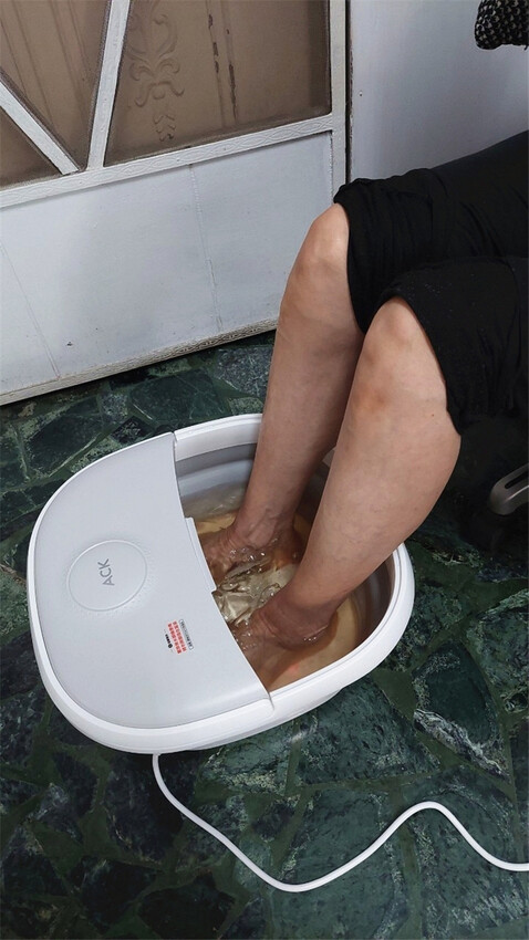 生活｜ ACK艾斯凱 三段溫控恆溫遙控足浴盆，超級舒服💛 足