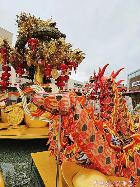 桃園.華泰名品城(華泰唐人街) / 林口星巴克 (三色櫻) 桃園.華泰名品城(華泰唐人街) / 林口星巴克 (三色櫻)