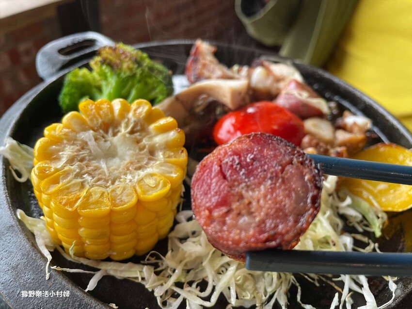 尖石後山景觀餐廳【魯壁一家人】秀麗群山相伴&享用原住民特色料