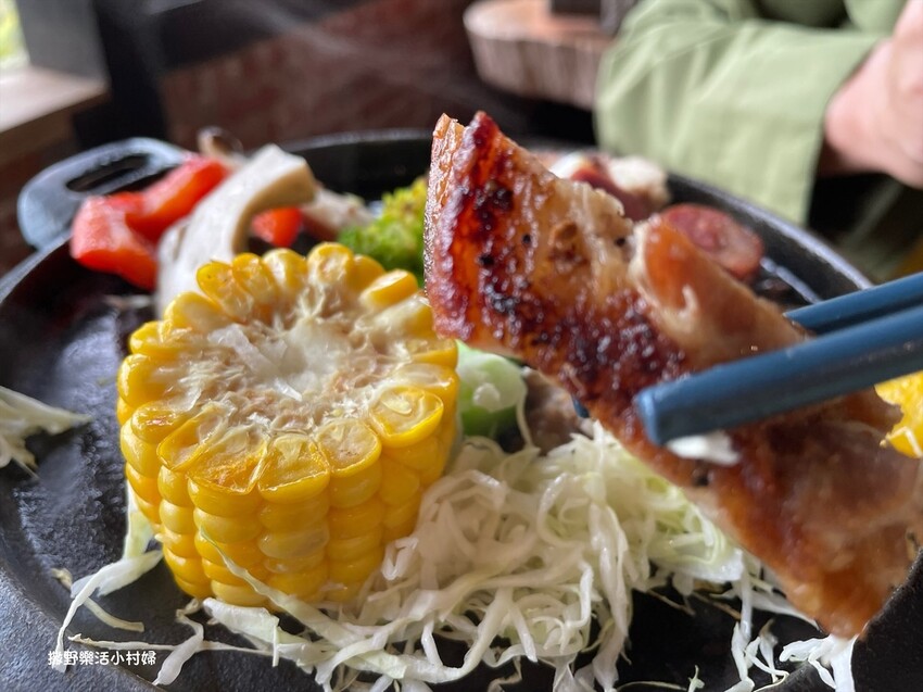 尖石後山景觀餐廳【魯壁一家人】秀麗群山相伴&享用原住民特色料