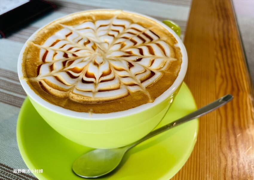 尖石後山景觀餐廳【魯壁一家人】秀麗群山相伴&享用原住民特色料