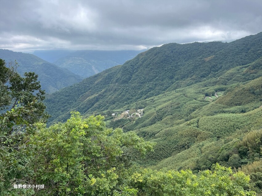 尖石後山景觀餐廳【魯壁一家人】秀麗群山相伴&享用原住民特色料
