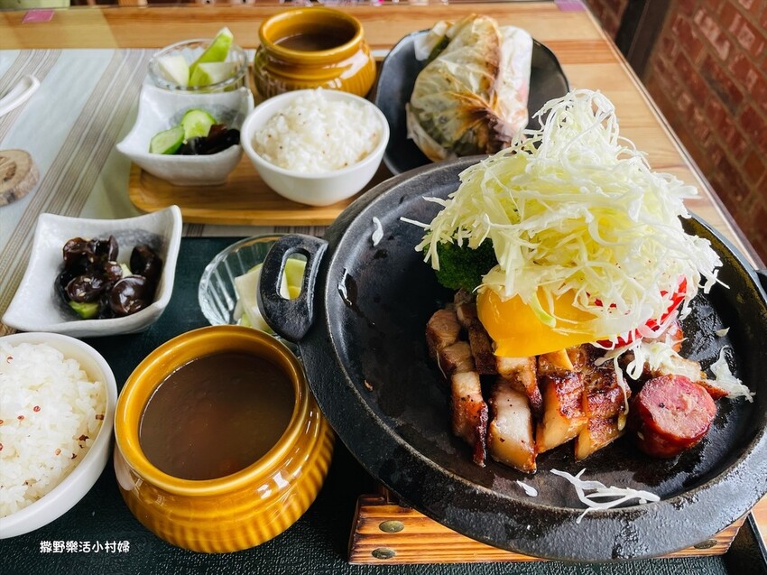 尖石後山景觀餐廳【魯壁一家人】秀麗群山相伴&享用原住民特色料