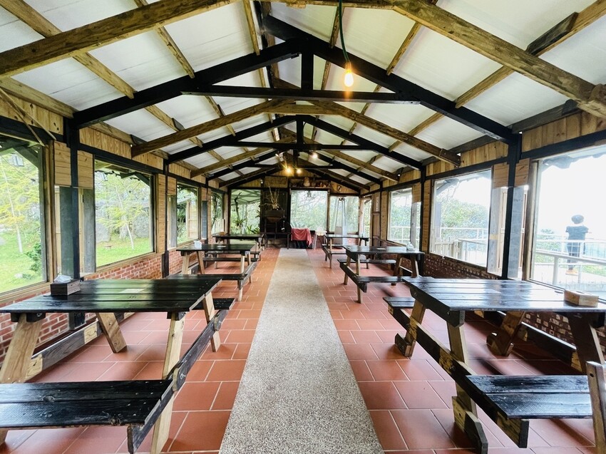 尖石後山景觀餐廳【魯壁一家人】秀麗群山相伴&享用原住民特色料