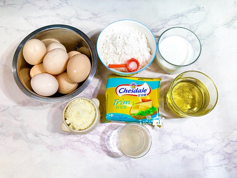 烘焙筆記│古早味蛋糕，水浴法烘烤口感水潤而且綿密