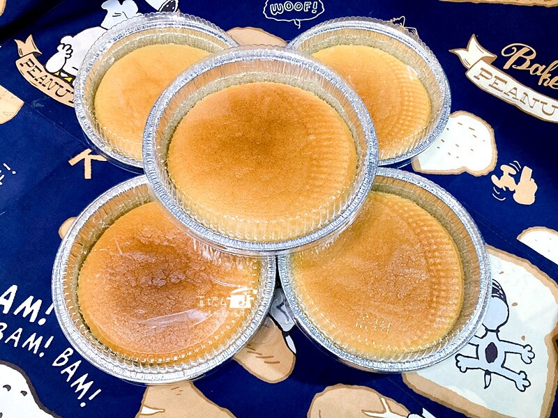 烘焙筆記│古早味蛋糕，水浴法烘烤口感水潤而且綿密