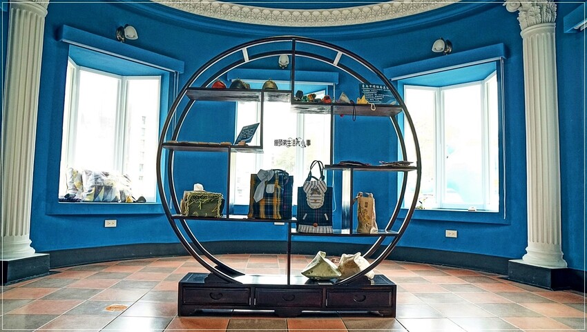 台南市中西區台南藏金閣2館：免費參觀全台最美公家機關，夢幻愛麗絲城堡等您一探究竟