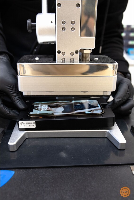 台中豐原iPhone專業維修|蘋果原廠零件|iPhone換電池|iPhone換螢幕推薦:雷神快修®Apple獨立維修中心