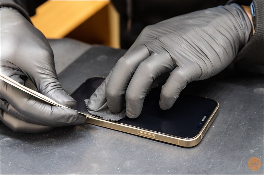 台中豐原iPhone專業維修|蘋果原廠零件|iPhone換電池|iPhone換螢幕推薦:雷神快修®Apple獨立維修中心