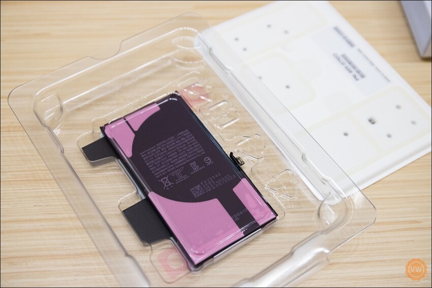 台中豐原iPhone專業維修|蘋果原廠零件|iPhone換電池|iPhone換螢幕推薦:雷神快修®Apple獨立維修中心