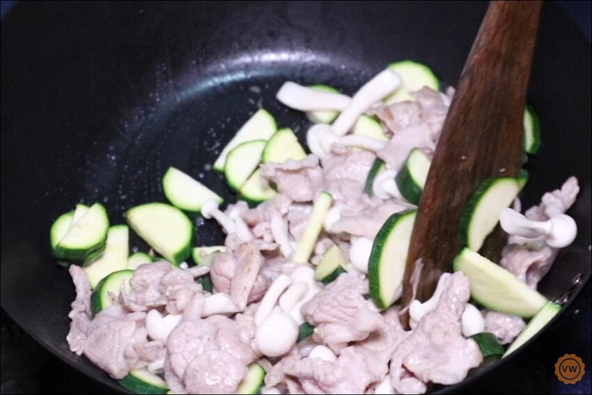 年節料理輕鬆做│料理分享：豬肉蔬菜味噌豆腐湯、香Q紅燒豬肉、和風照燒豬肉片