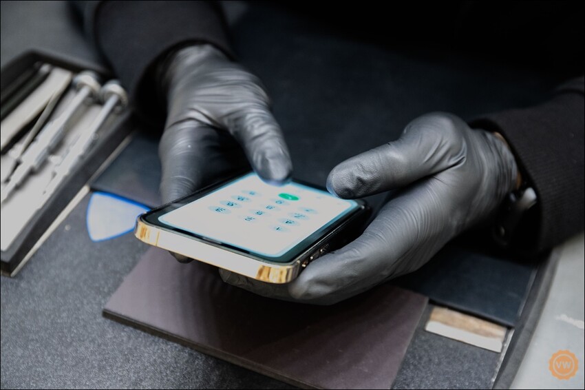 台中豐原iPhone專業維修|蘋果原廠零件|iPhone換電池|iPhone換螢幕推薦:雷神快修®Apple獨立維修中心