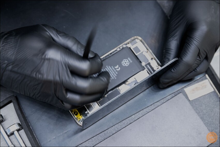 台中豐原iPhone專業維修|蘋果原廠零件|iPhone換電池|iPhone換螢幕推薦:雷神快修®Apple獨立維修中心