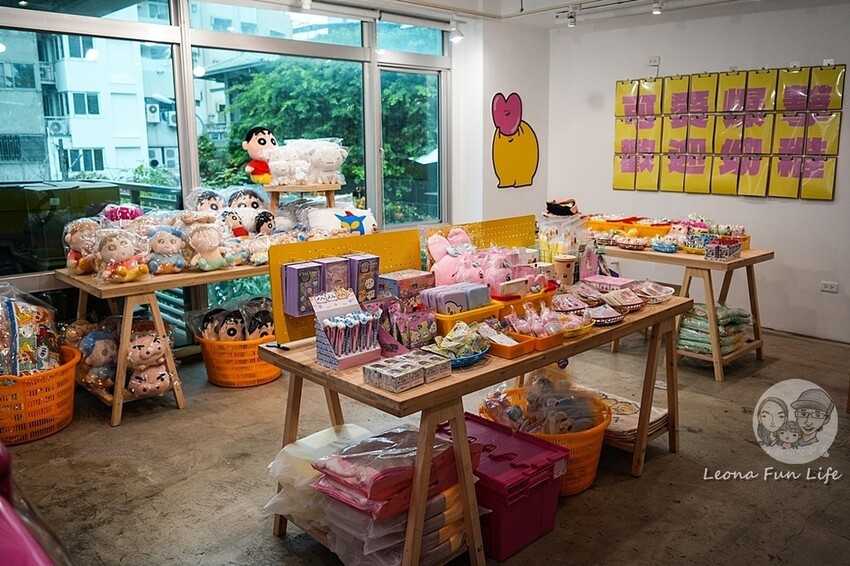 台中市西區台中快閃活動｜sunsetgoods 日落小物綠光快閃店-蠟筆小新、內褲兔、短尾矮袋鼠周邊超好買！