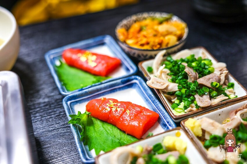 日本只開五小時,在地超過40年老店,想吃要排隊!老字號牛腸鍋竟然還有加麵吃到飽