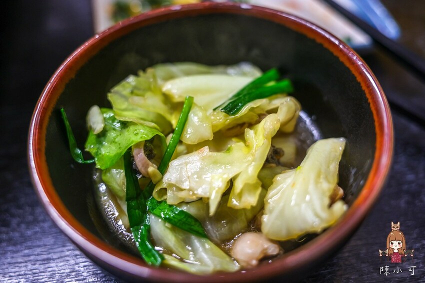 日本只開五小時,在地超過40年老店,想吃要排隊!老字號牛腸鍋竟然還有加麵吃到飽