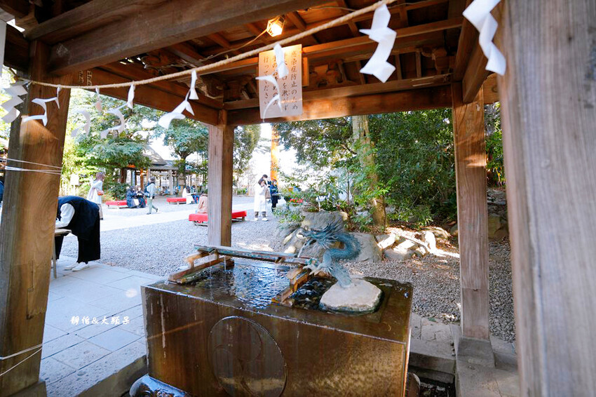 川越冰川神社 ❙ 祈求良緣鯛魚籤、繪馬隧道、人形流,崎玉旅遊 川越冰川神社 ❙ 祈求良緣鯛魚籤、繪馬隧道、人形流,崎玉旅遊