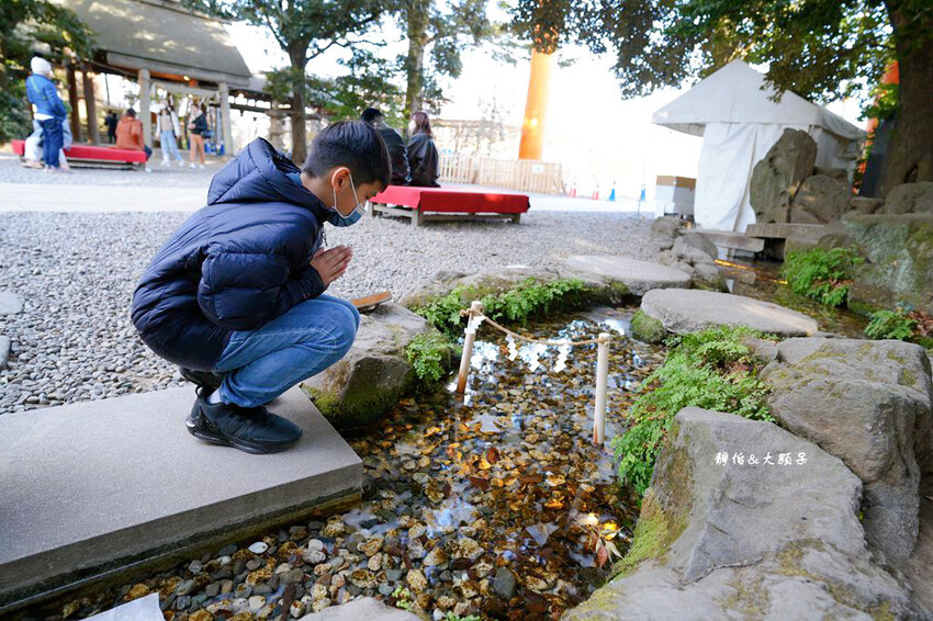 川越冰川神社 ❙ 祈求良緣鯛魚籤、繪馬隧道、人形流,崎玉旅遊 川越冰川神社 ❙ 祈求良緣鯛魚籤、繪馬隧道、人形流,崎玉旅遊