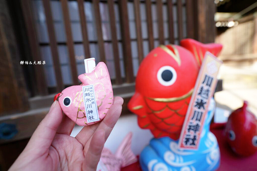 川越冰川神社 ❙ 祈求良緣鯛魚籤、繪馬隧道、人形流,崎玉旅遊 川越冰川神社 ❙ 祈求良緣鯛魚籤、繪馬隧道、人形流,崎玉旅遊