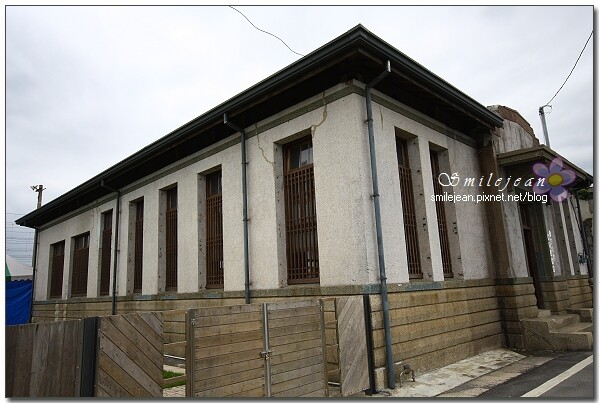 宜蘭縣五結鄉二結穀倉稻農文化館》國家三級古蹟，日式擬洋建築，包含碾米場及穀倉，實境解謎免費玩，還能看火車 宜蘭羅