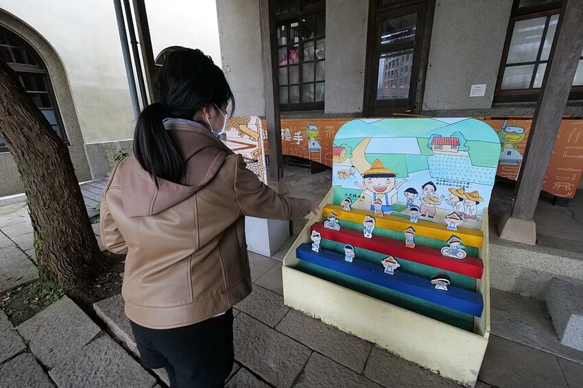 宜蘭縣五結鄉二結穀倉稻農文化館》國家三級古蹟，日式擬洋建築，包含碾米場及穀倉，實境解謎免費玩，還能看火車 宜蘭羅