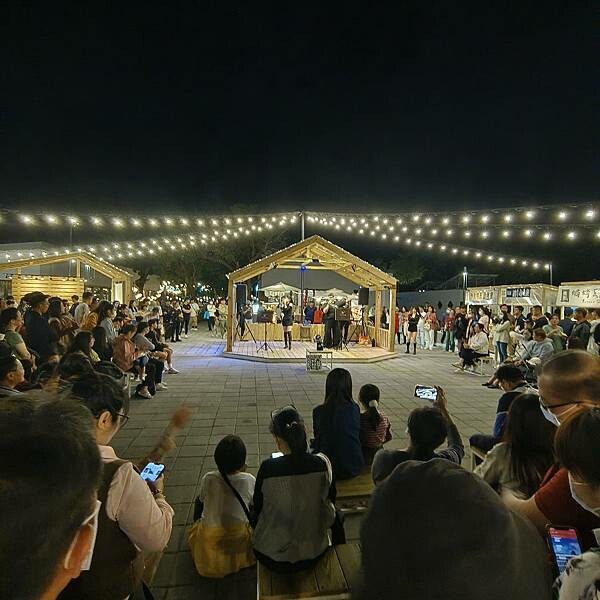 台東縣台東市全台最美夜間市集-微光集 TTwilight Bazaar ，強風下華麗轉型變身，微光集 2.0 透過微光看見台東，吃喝玩樂