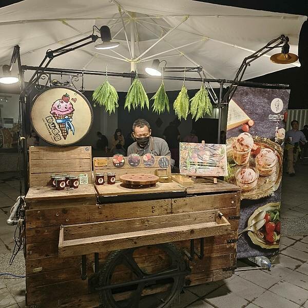 台東縣台東市全台最美夜間市集-微光集 TTwilight Bazaar ，強風下華麗轉型變身，微光集 2.0 透過微光看見台東，吃喝玩樂