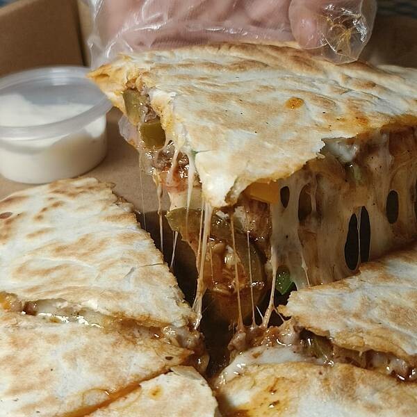 台東縣台東市全台最美夜間市集-微光集 TTwilight Bazaar ，強風下華麗轉型變身，微光集 2.0 透過微光看見台東，吃喝玩樂