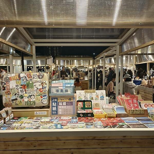 台東縣台東市全台最美夜間市集-微光集 TTwilight Bazaar ，強風下華麗轉型變身，微光集 2.0 透過微光看見台東，吃喝玩樂