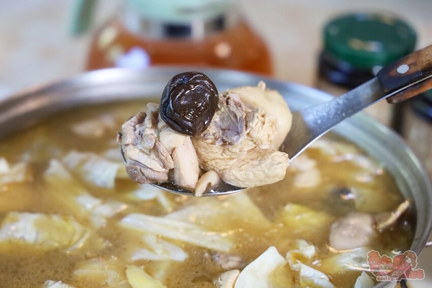 【楠西梅嶺二日遊】來去神秘氣場住一晚，品味道地的梅子雞、隱藏版山中咖啡店，最美景觀餐廳讓你拍爆~ - 熱血玩台南。跳躍新世界