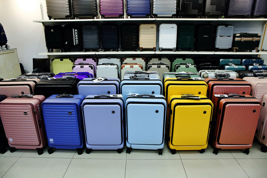 桃園行李箱推薦！黑箱作業行李箱維修/零售專賣店，28吋鋁框大