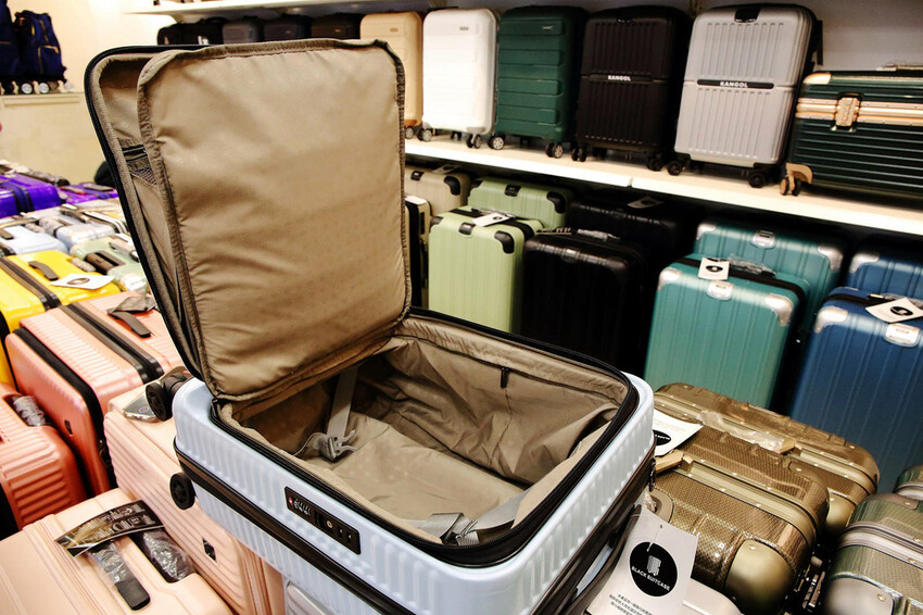 桃園行李箱推薦！黑箱作業行李箱維修/零售專賣店，28吋鋁框大