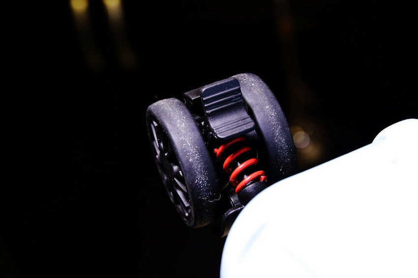 桃園行李箱推薦！黑箱作業行李箱維修/零售專賣店，28吋鋁框大