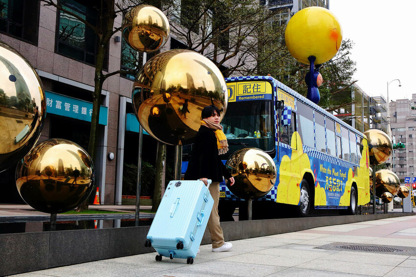 桃園行李箱推薦！黑箱作業行李箱維修/零售專賣店，28吋鋁框大