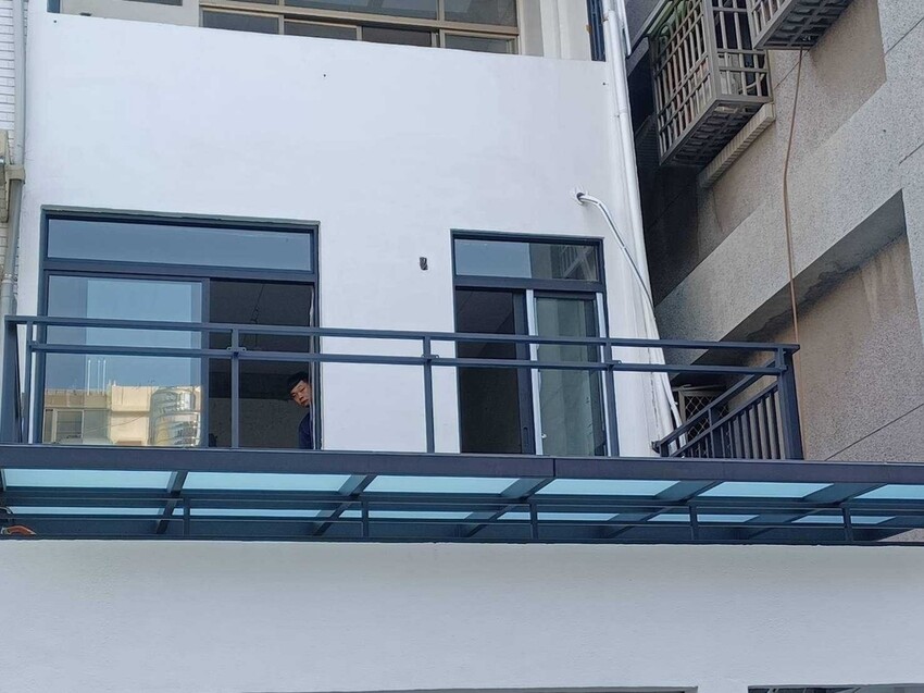 台南採光罩推薦│玻璃圍牆質感超好│網評一致推薦廠商│佳鋐不鏽 台南採光罩推薦│玻璃圍牆質感超好│網評一致推薦廠商│佳鋐不鏽