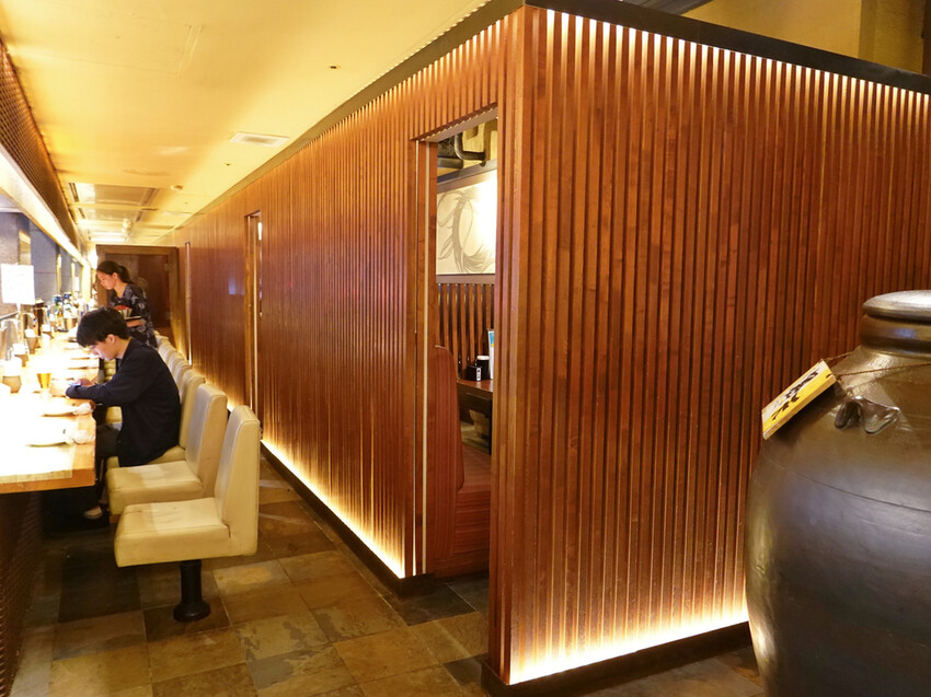 日本沖繩那霸—舞天 本店｜旅程中的與丼飯蕎麥麵的意外邂逅｜歌町、新都心、DFS免稅店