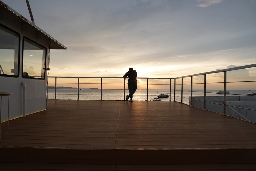 泰國泰國餐廳 ocean sky pattaya|融合大自然的美麗與文明的繁華 海上用餐小酌的特別體驗